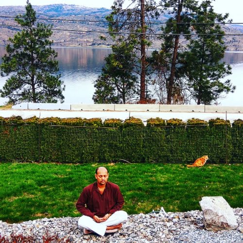 Sarvottam Kumar Pathak Mantra Yoga Meditation School - About Us