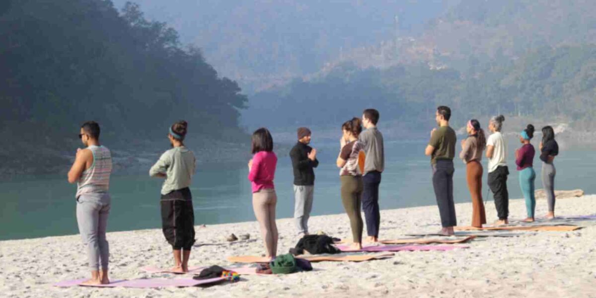 yoga-class-nearby-Rishikesh