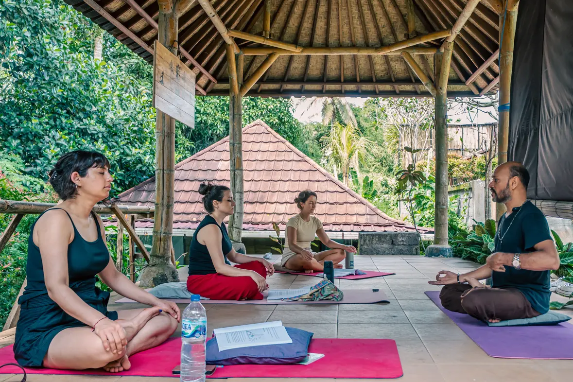 Why Online Breathwork Training Works For Everyone